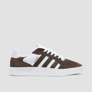 adidas Tyshawn Low Shoes - Brown/Ftwr White/Gold Met