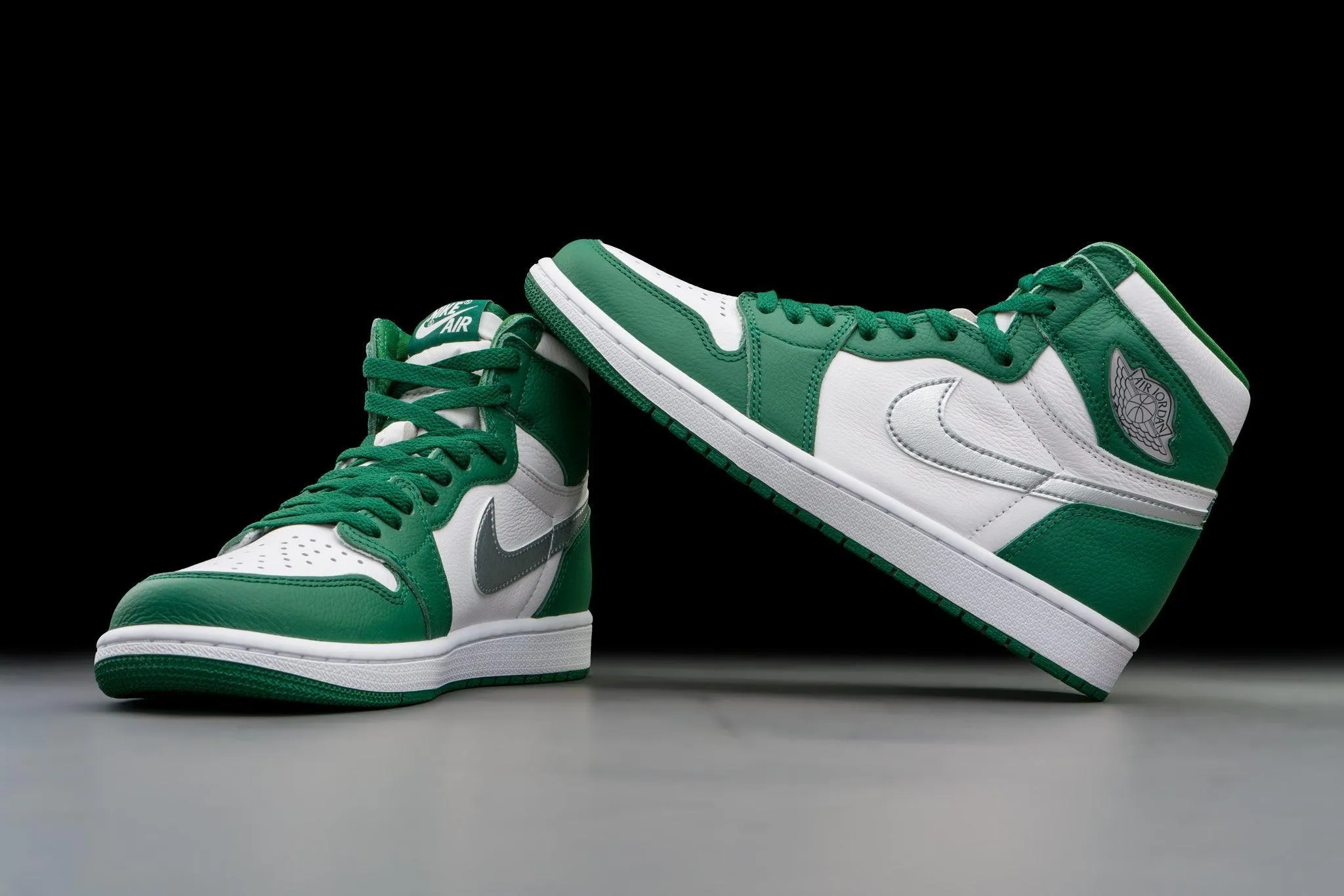 Air Jordan 1 Retro High OG Gorge Green