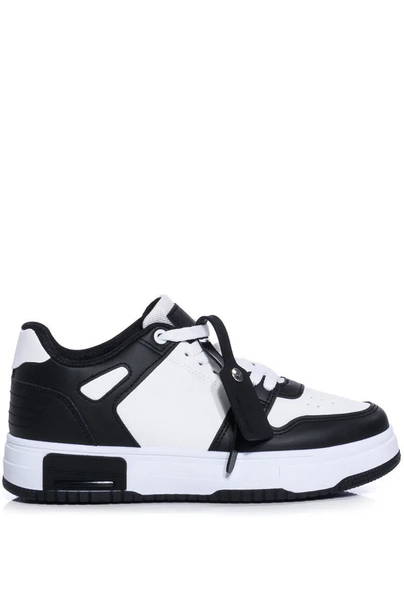 AZALEA WANG AGUSTA BLACK SNEAKER