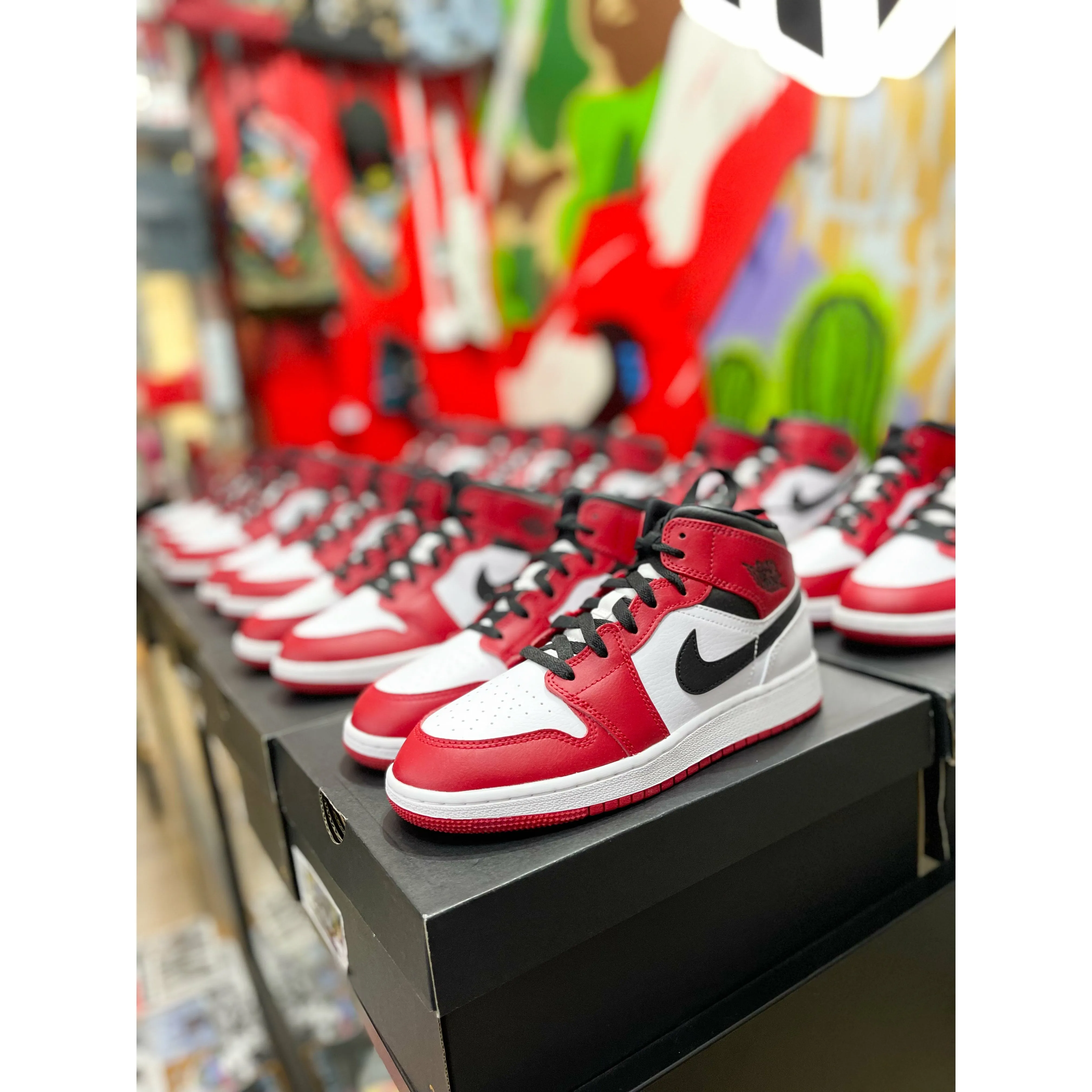 Jordan 1 Mid Chicago (2020)