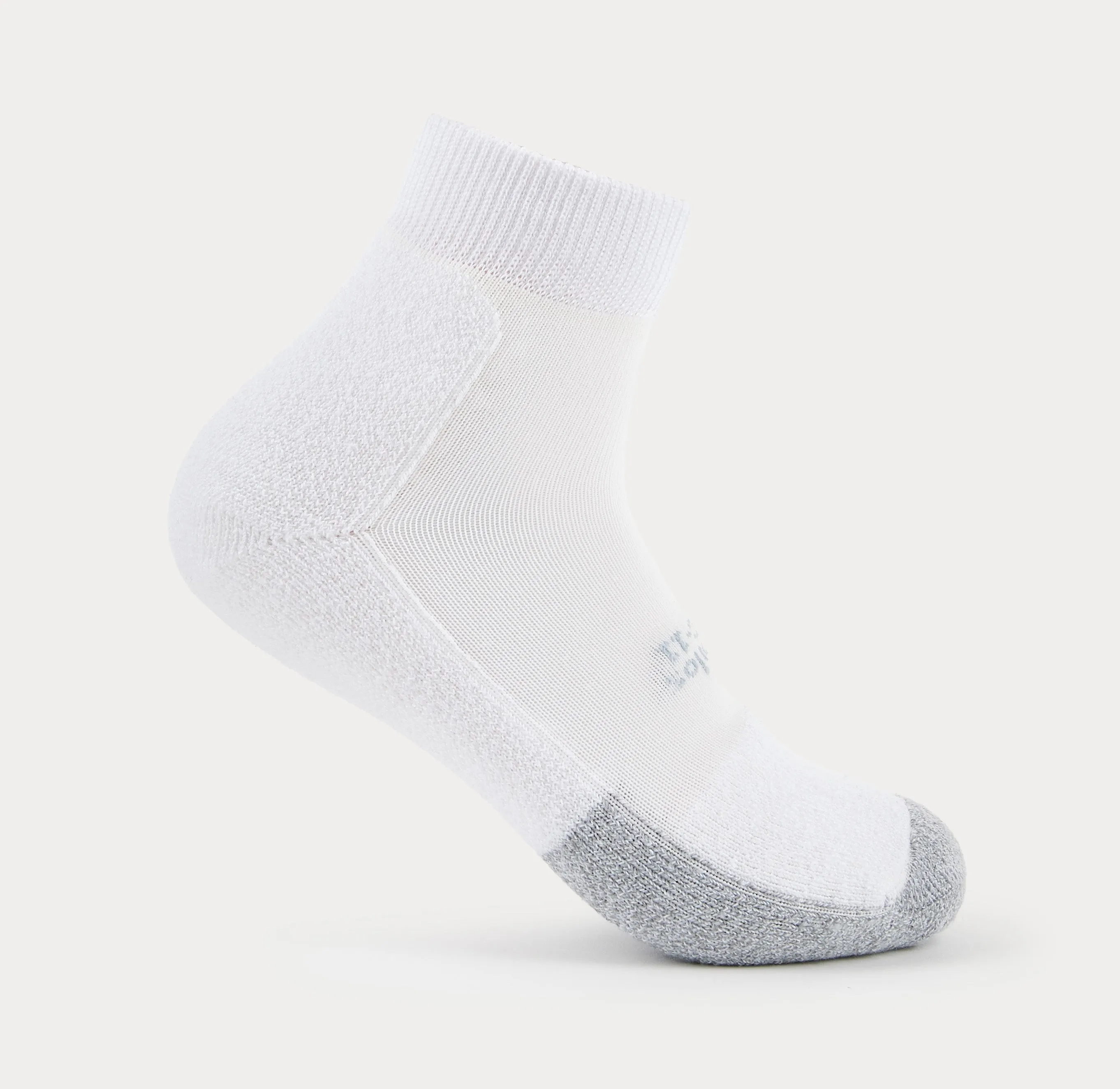 Light Cushion Ankle Tennis Socks | T1CMU