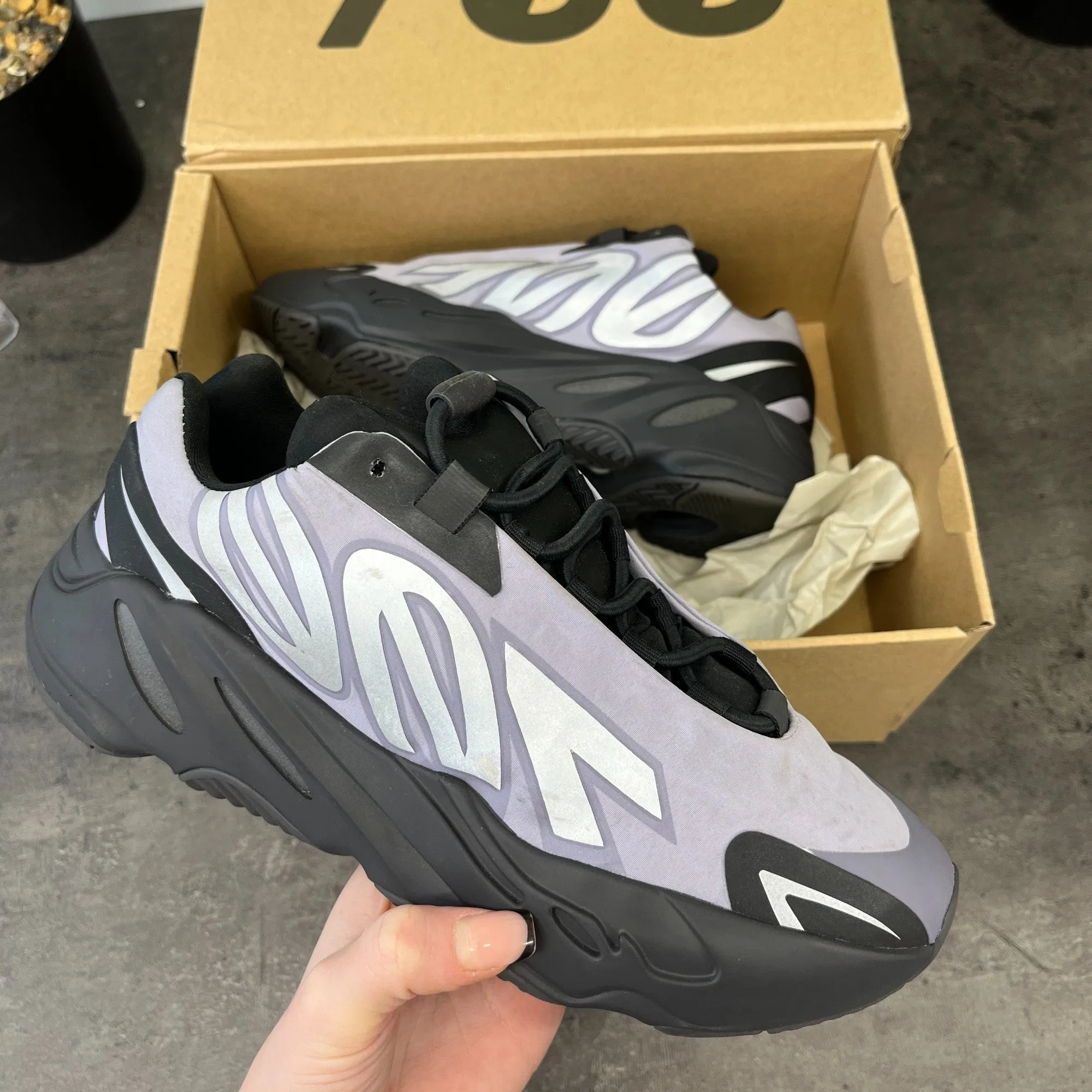 Men's Yzy 700 Mnvn Low Trainers Purple Size EU 40.5 / UK 6.5