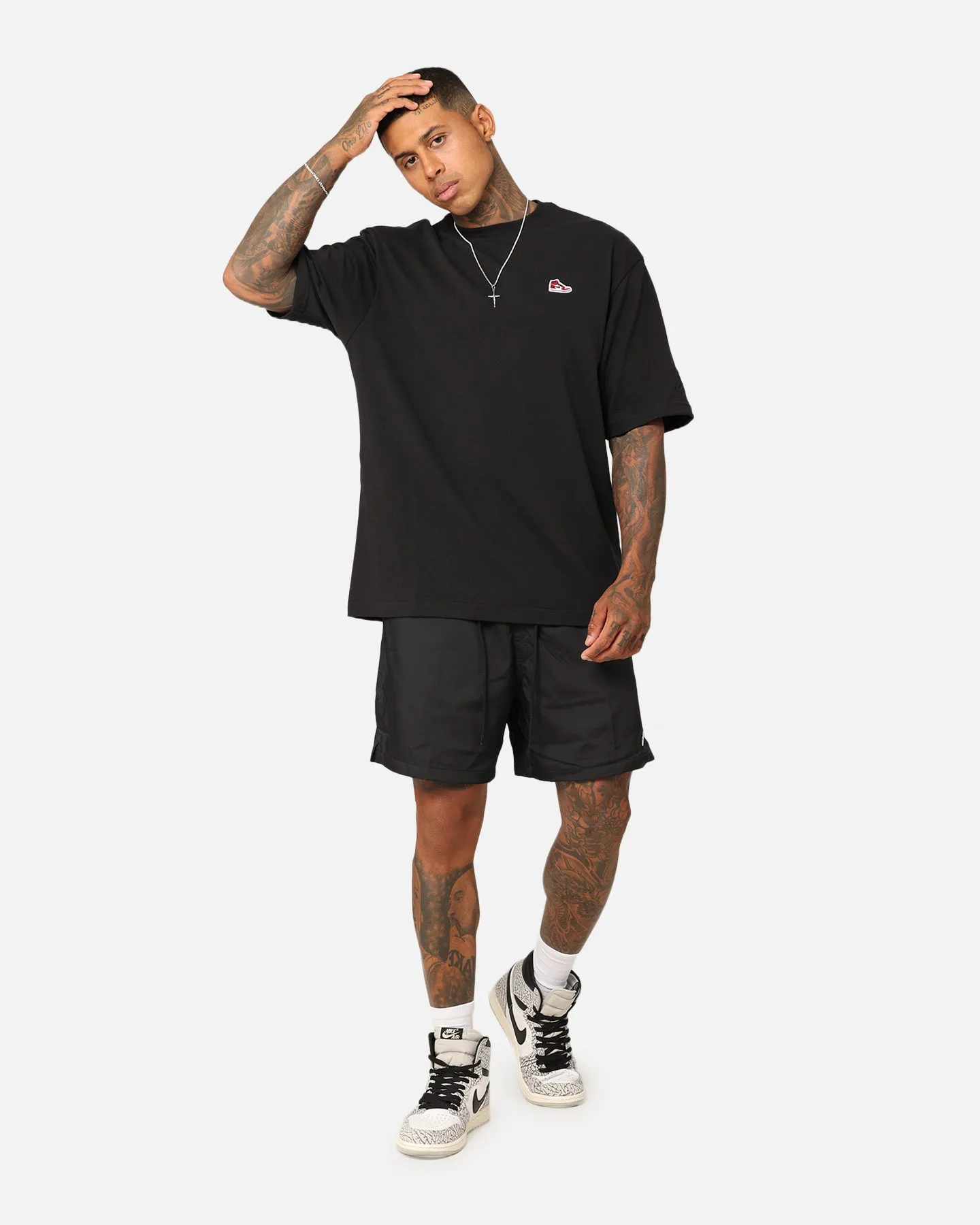 Nike Club Flow Shorts Black/White