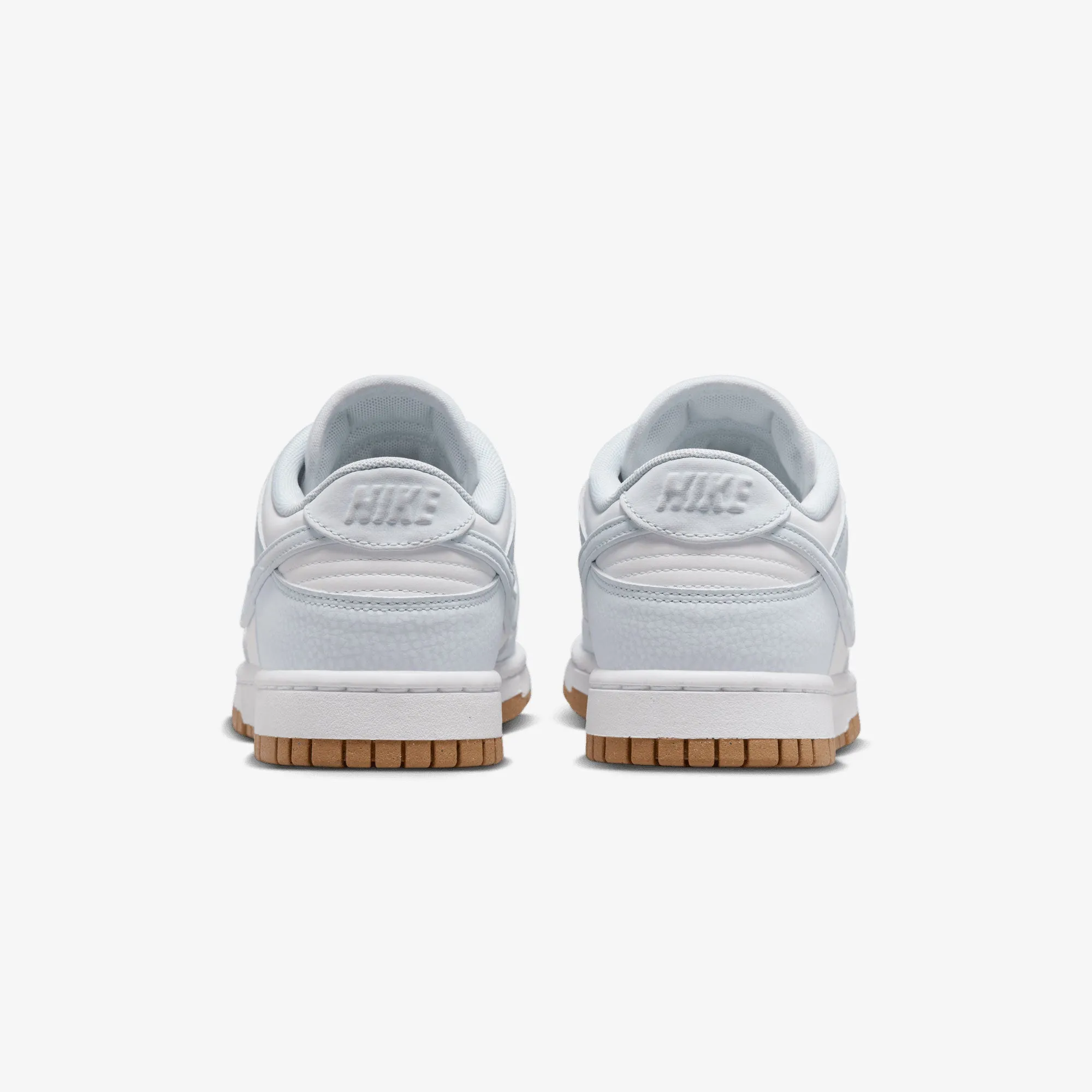 NIKE | WMN'S DUNK LOW PREMIUM NEXT NATURE { WHITE/FOOTBALL GREY-GUM LIGHT BROWN