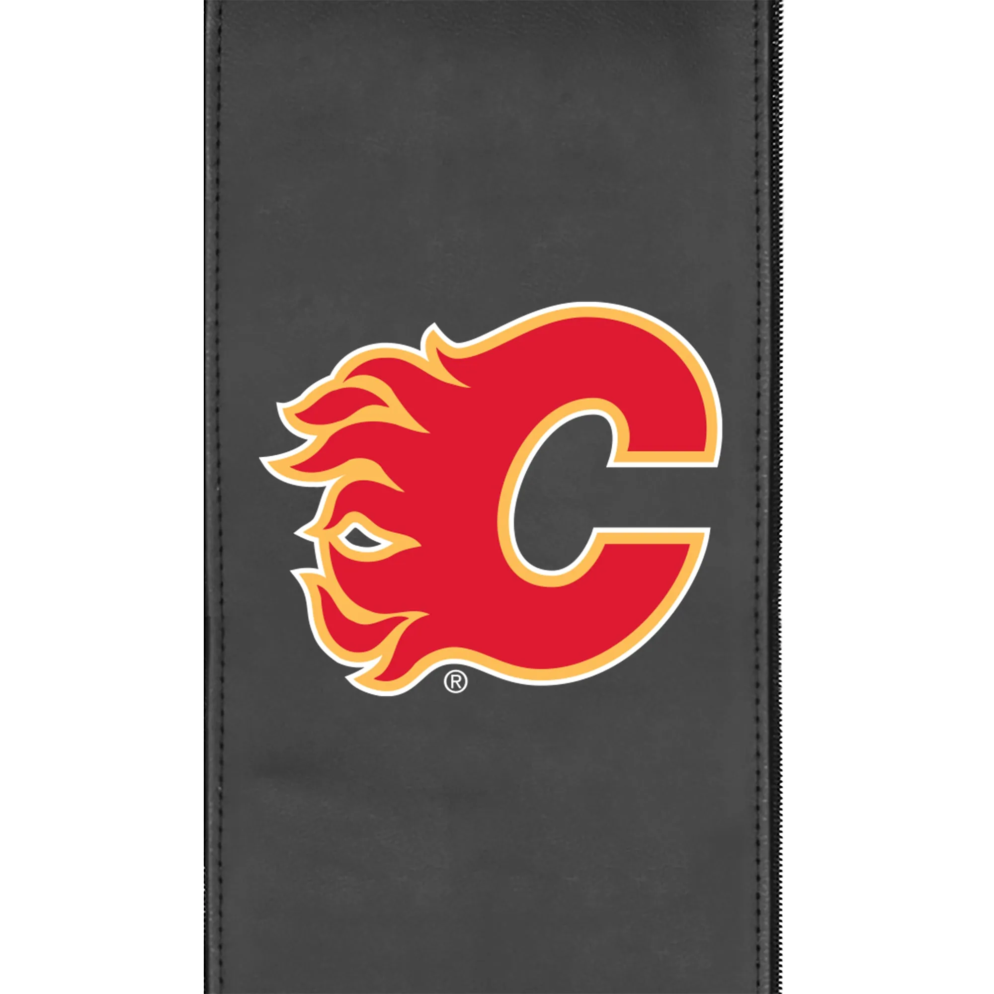 SuiteMax 3.5 VIP Seats with Calgary Flames Red Logo