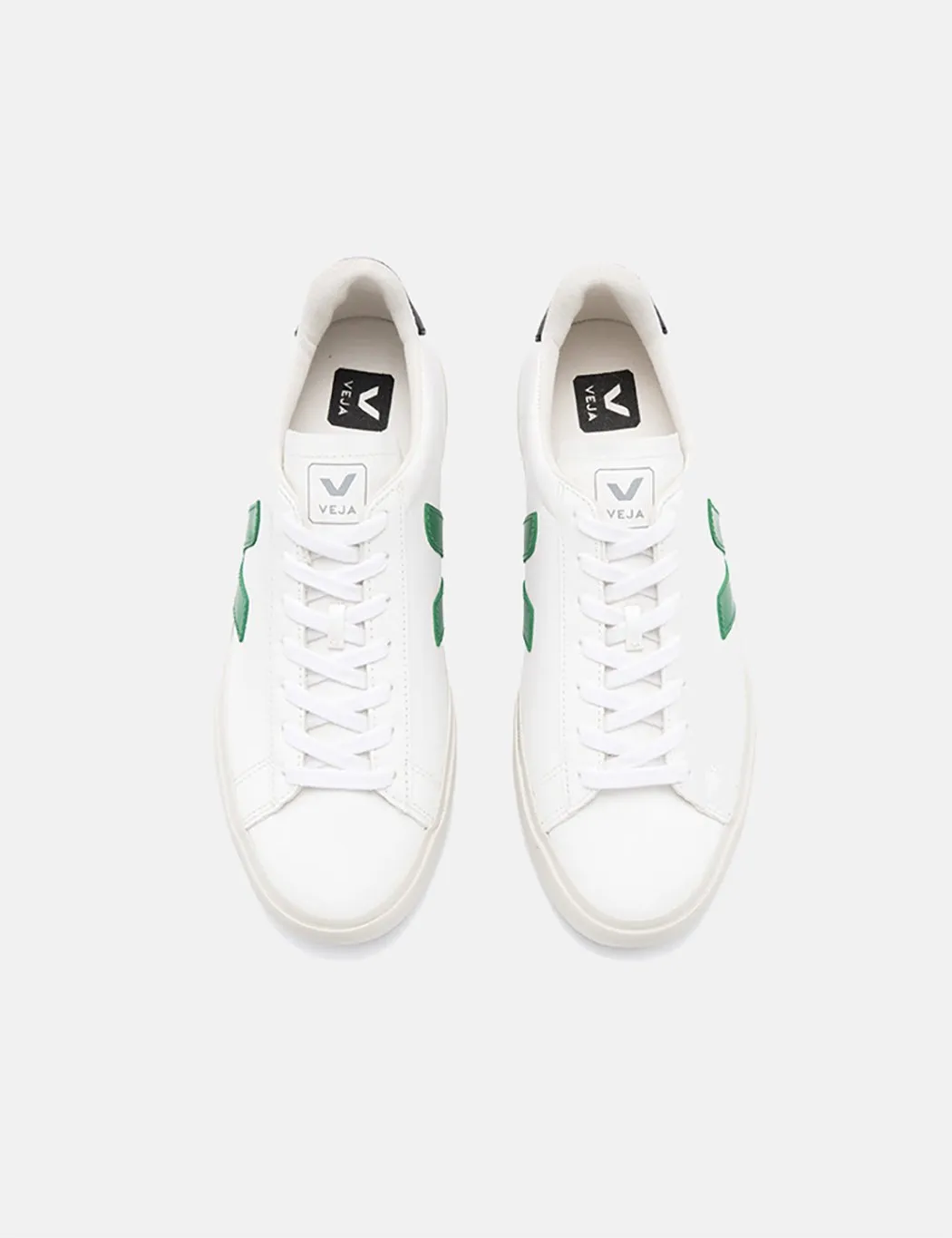 Veja Campo Trainers (Chrome Free Leather) - White/Emeraude/Black