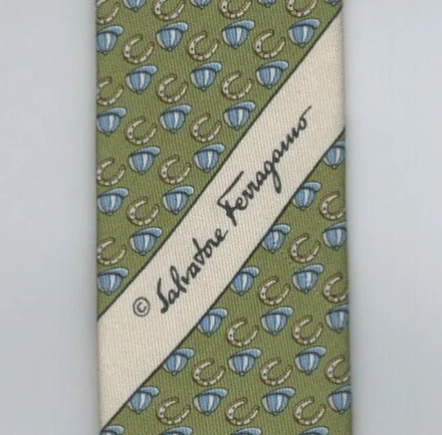 Vintage Salvatore Ferragamo tie